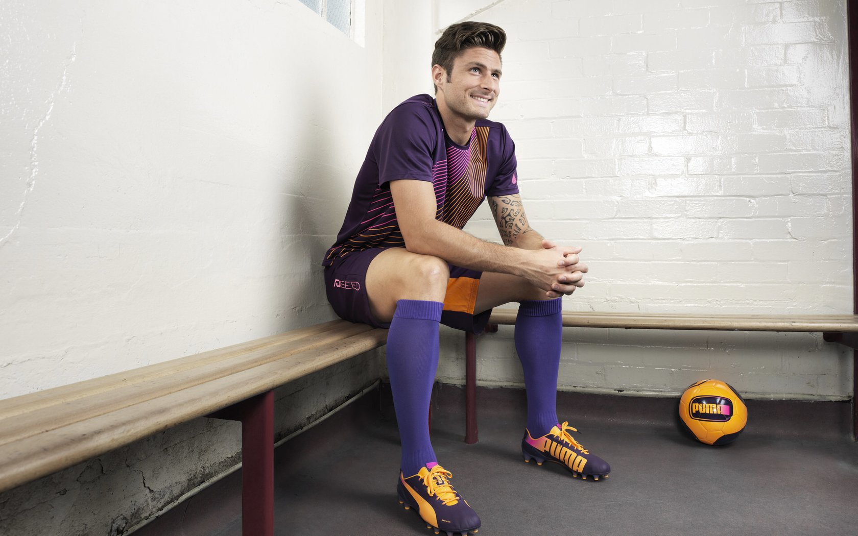 九游体育网址-足球青训专业化道路深入推进，职业路径逐渐清晰，足球青训的前景